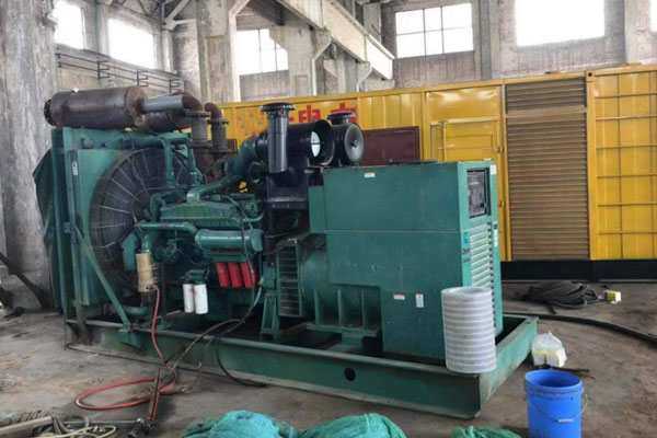 桐城发电机组的空气滤清器应该如何保养？