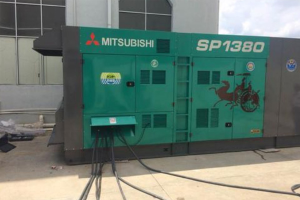 桐城为什么有些柴油发电机组的输出电压可以调节？