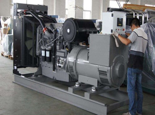 桐城柴油发电机组和储能设备配合使用的案例